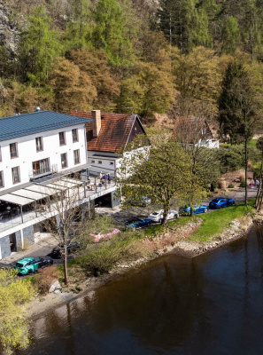 Mandát – Hradišťko
